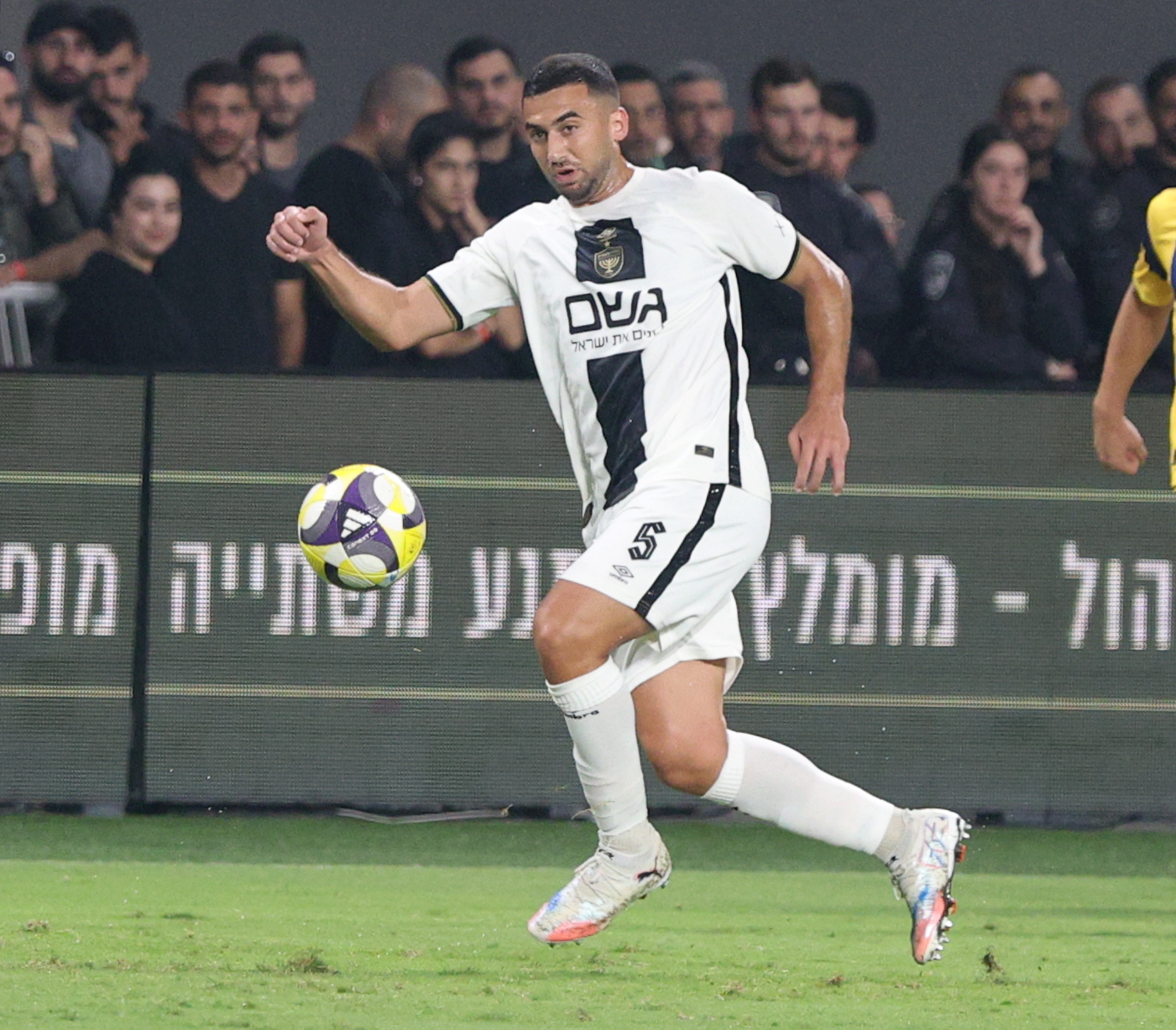 ביטחון הקהל במרכז: איפה יתקיים המשחק בין מ.ס אשדוד לבית"ר ירושלים?