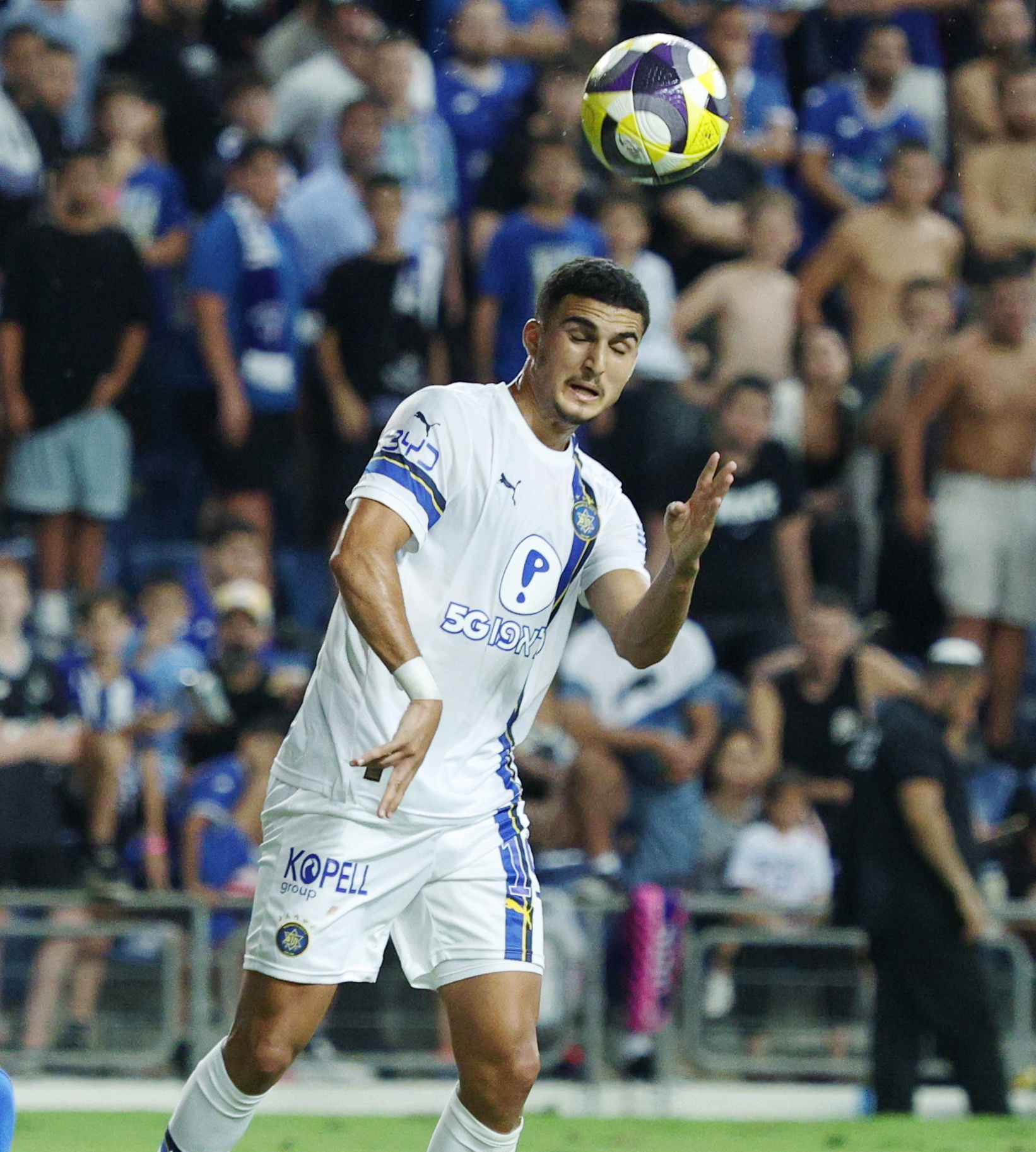 מכבי חיפה חוגגת: 1:4 מרשים נגד מכבי תל אביב שמטלטל את המאבק בצמרת